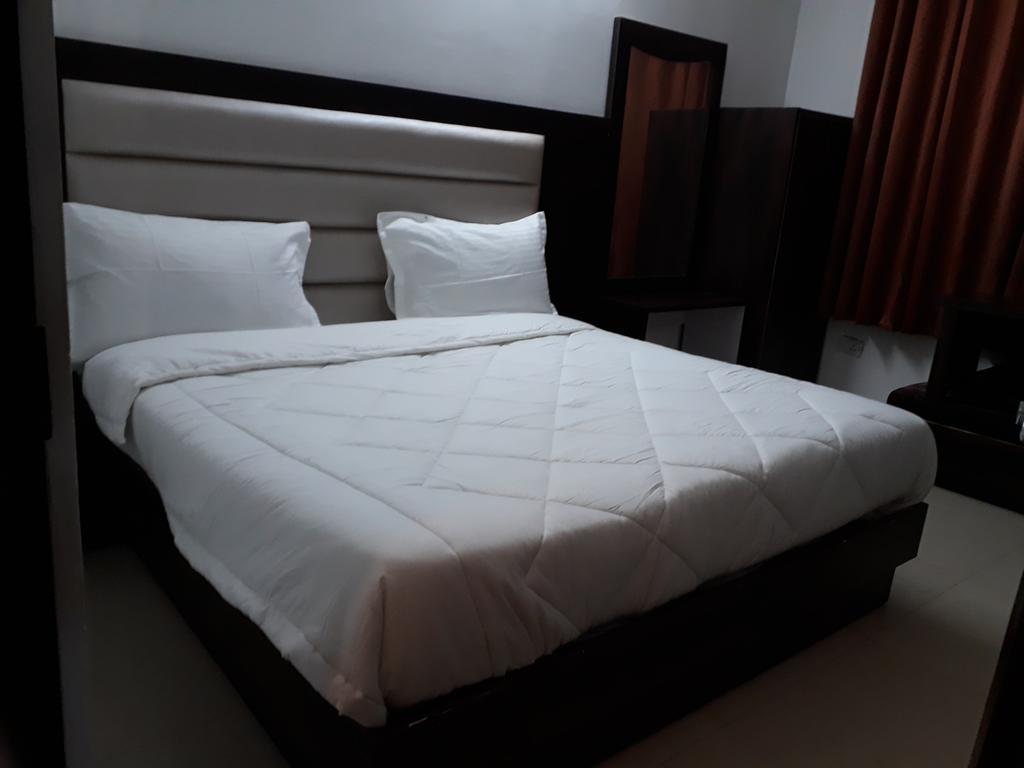 Hotel Katra Residency 외부 사진