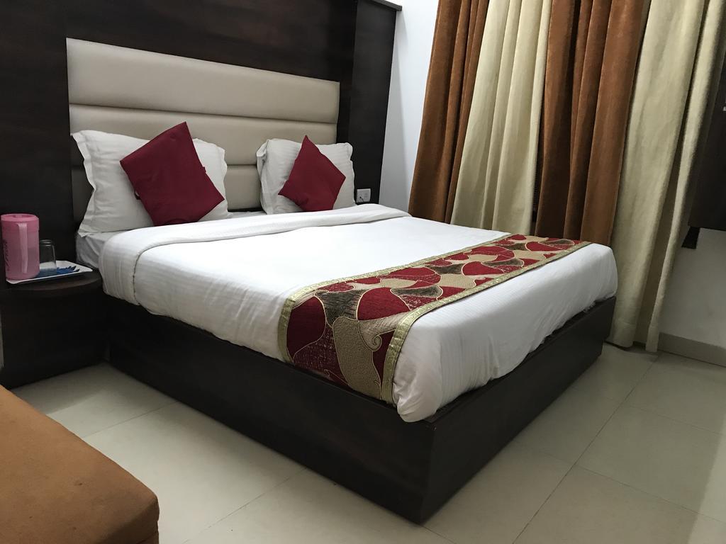 Hotel Katra Residency 외부 사진